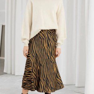 & Other Stories Womens Black Gold Tiger Animal Print Midi Skirt Flare Size 0
